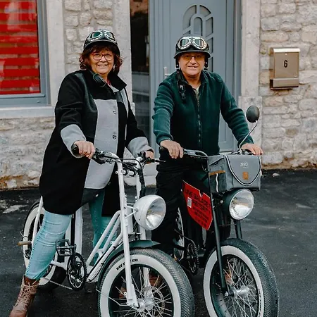 La Porte Du Paradis בית נופש