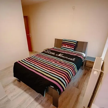 La Porte Du Paradis Hébergement de vacances *